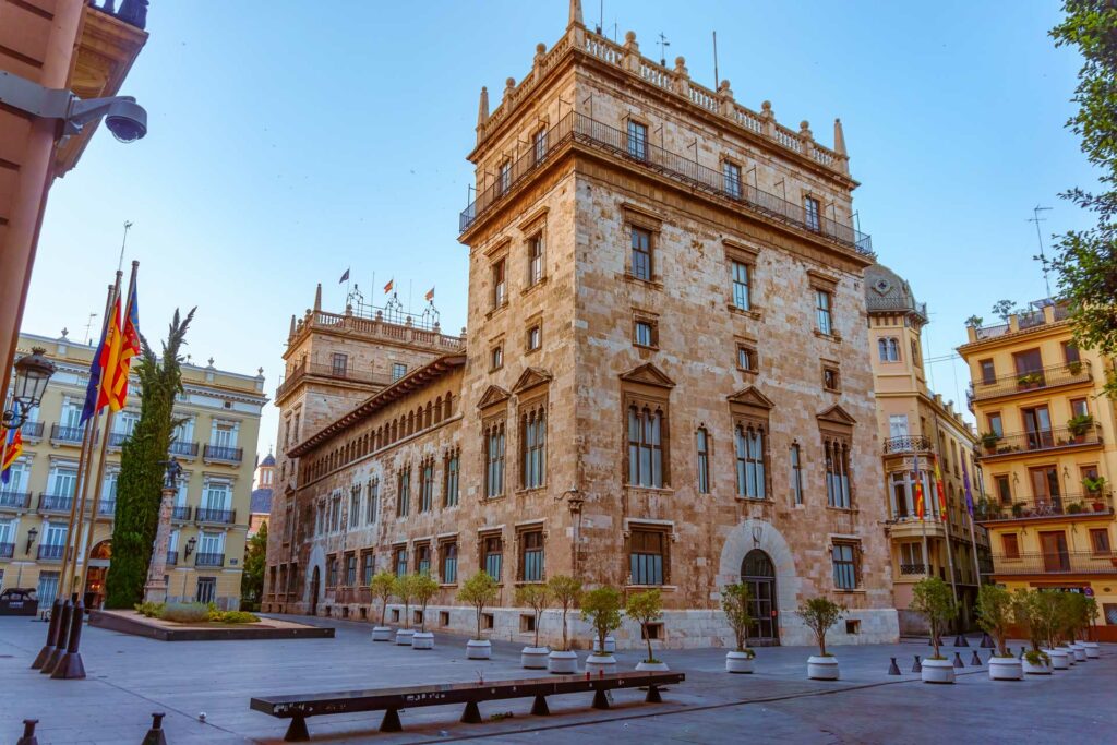 Livin'Valencia - Moving to Valencia with Family